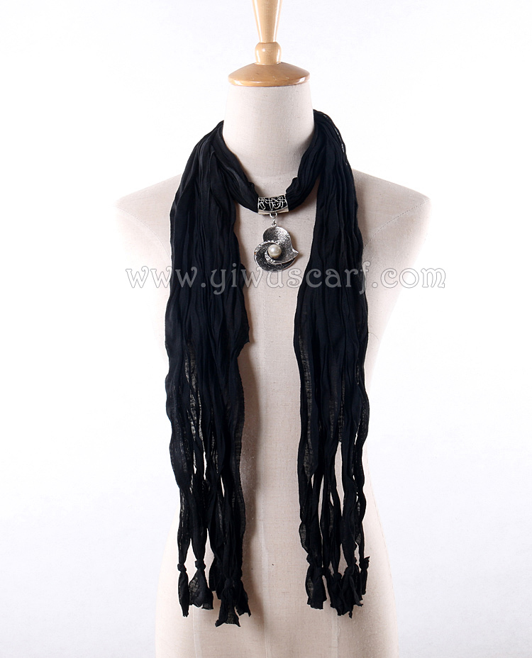Wholesale women pendant scarf