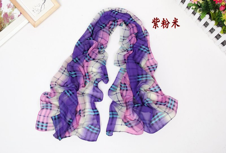 Hot fashion plaid printed scarves