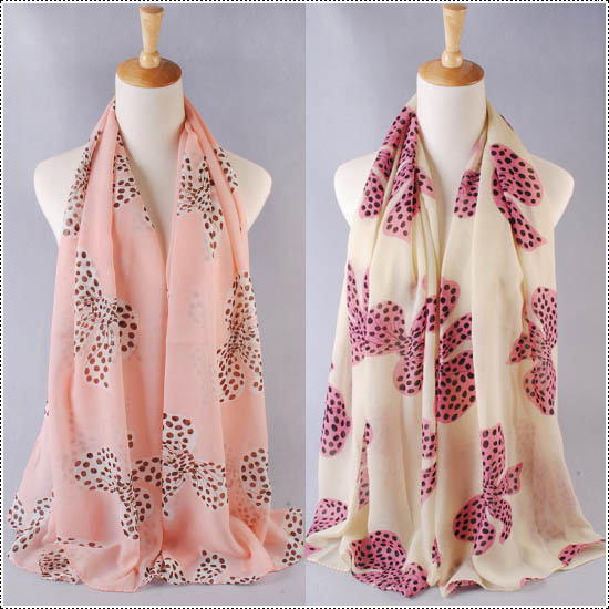 Bow Print scarves wholesale female models 