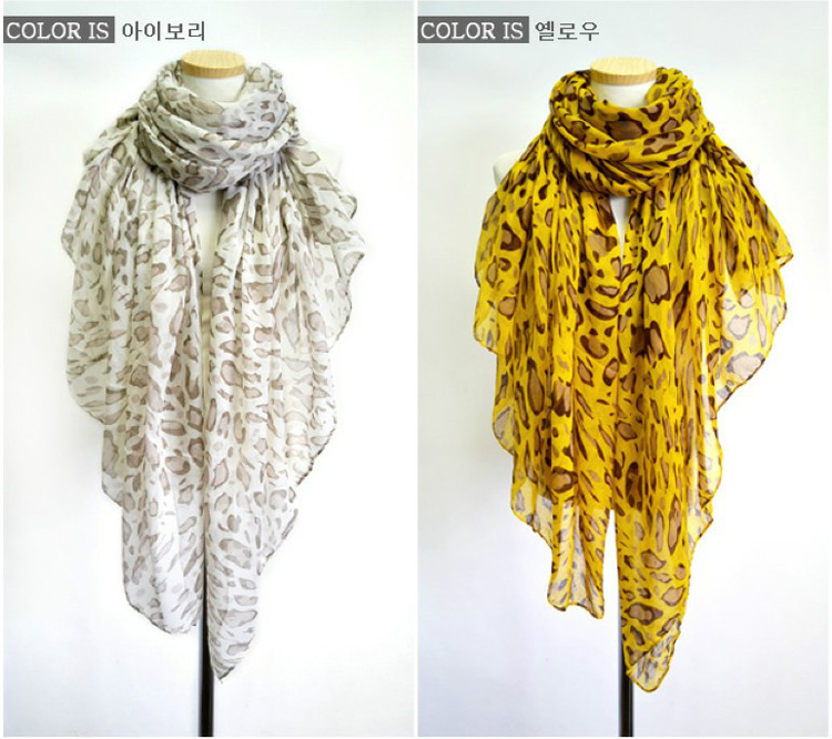 Graffiti pattern printed scarves wholesale women