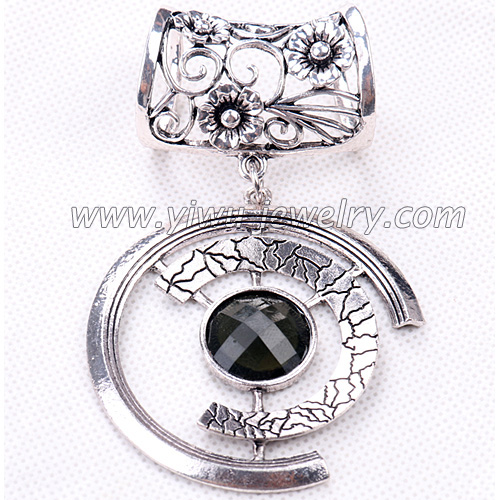 Fashion pendant scarf buckle accessory 