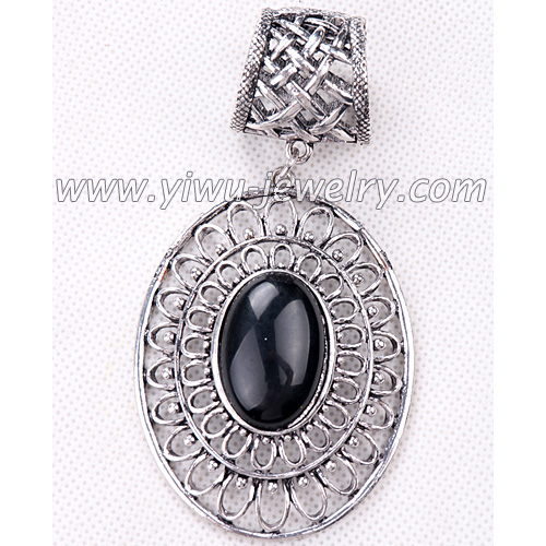 Black pearl oval pendant jewelry accessory 