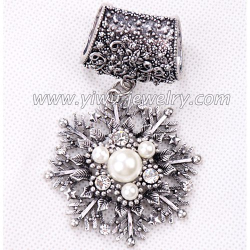 Snowflake model scarf pendant accessories
