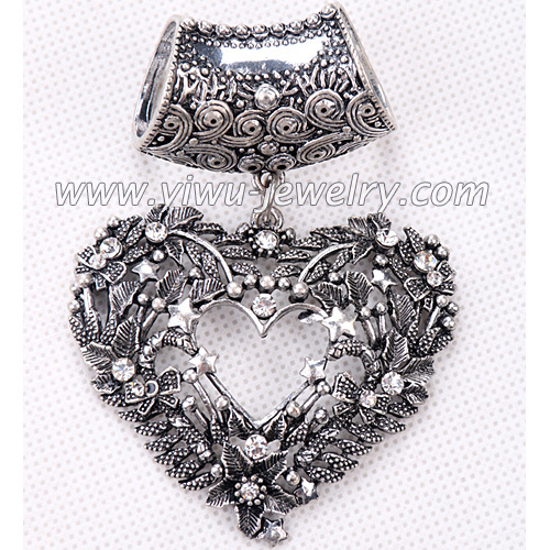 Heart shaped hollow fashion scarves accessories