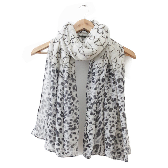 Pentagram leopard stitching scarf shawl