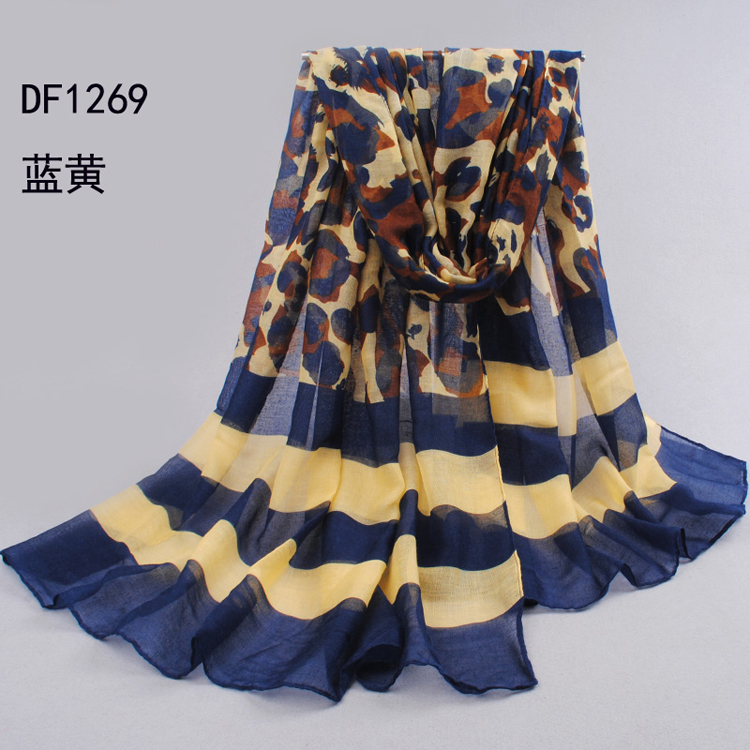 Women warm winter fashion scarf