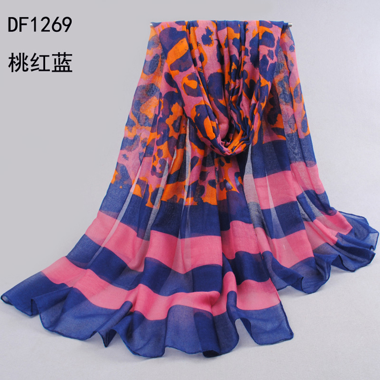 Women warm winter fashion scarf
