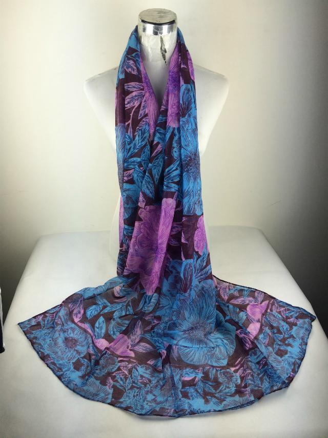 Floral pattern palestinian scarf 