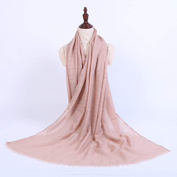 Wholesale fringed fashion scarf