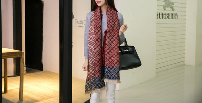 Wholesale wool fringed scarf