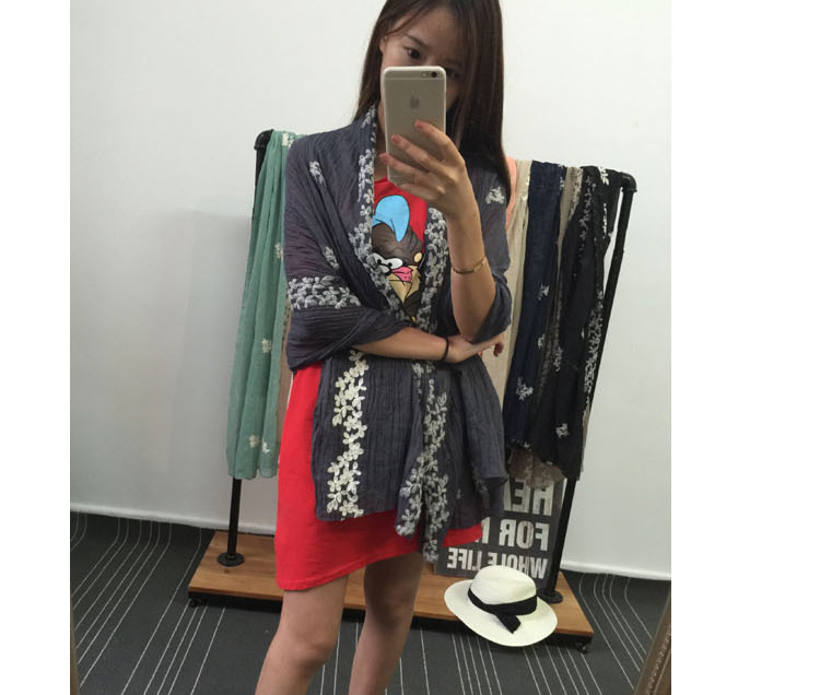 Wholesale embroidered cotton scarf women