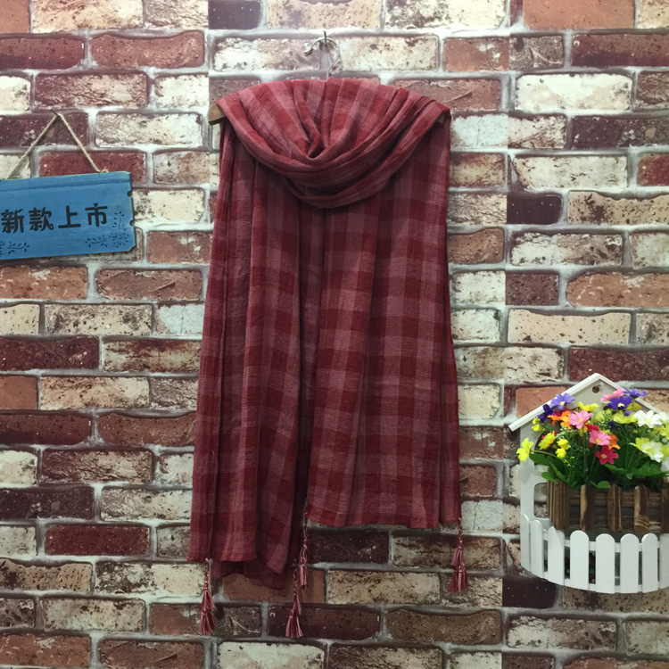 Wholesale fashion knitted scarf with fringe