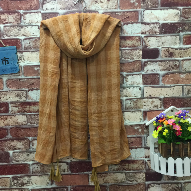 Wholesale fashion knitted scarf with fringe