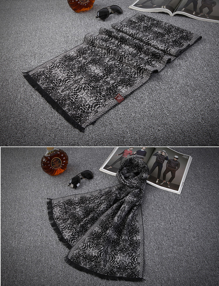 Fringed cotton scarf for men