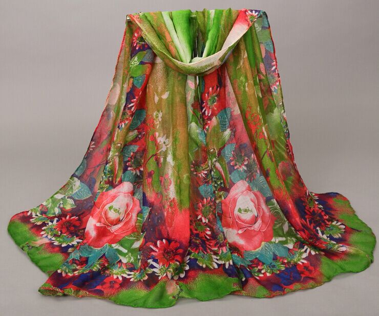 Rose printed viscose scarf