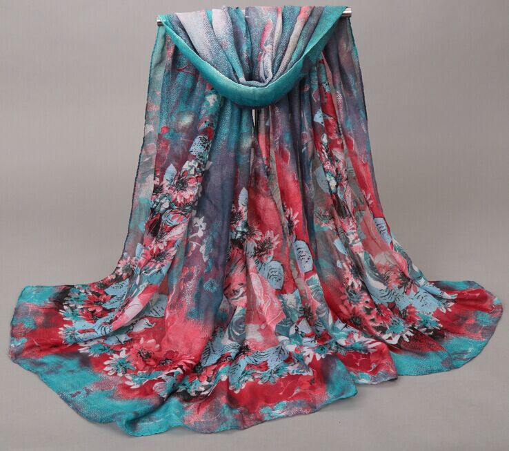 Rose printed viscose scarf