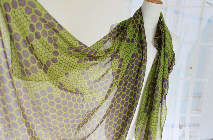 Wholesale graffiti viscose cotton-scarf