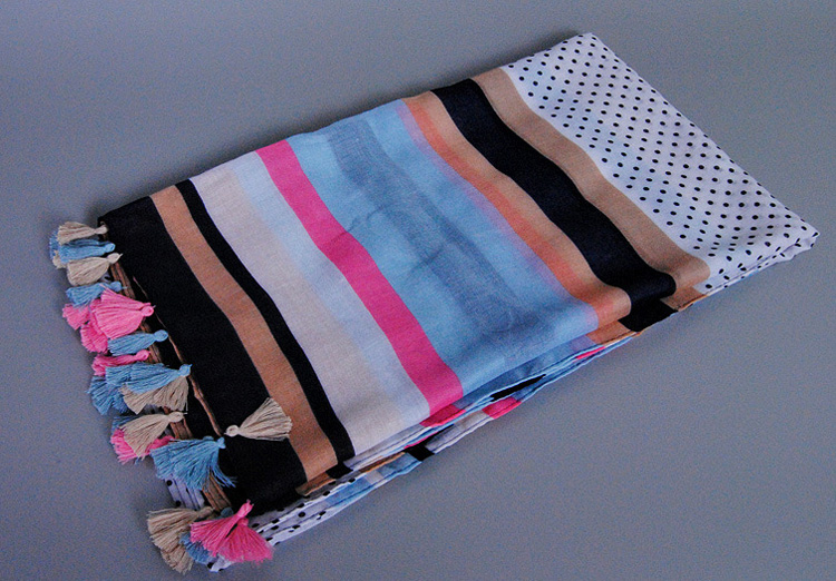 Geometric viscose fabric scarf wholesale