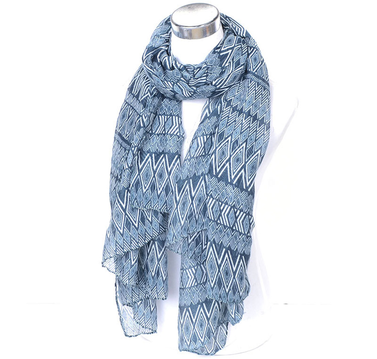 Geometric chaos viscose oblong scarf