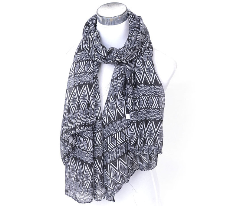 Geometric chaos viscose oblong scarf