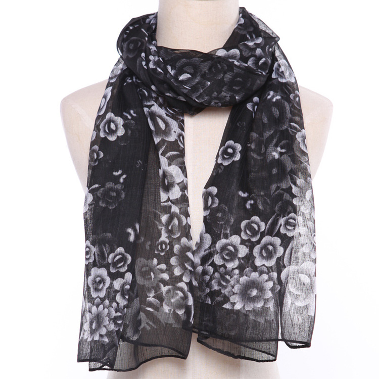http://chinaleggings.com/product/Wholesale%20women%20polyester%20leggings4208.html