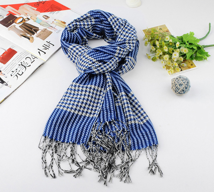 Houndstooth scarf shawl