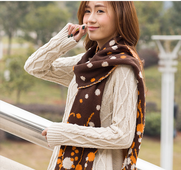 Wool scarves for women