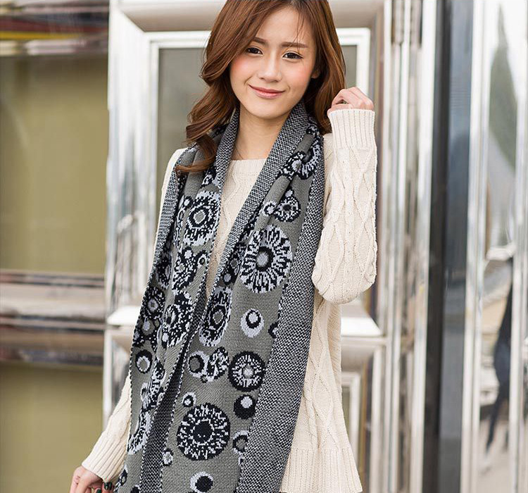 Womens knitted wool scarves