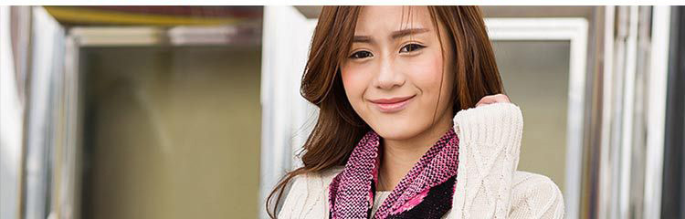 Womens knitted wool scarves