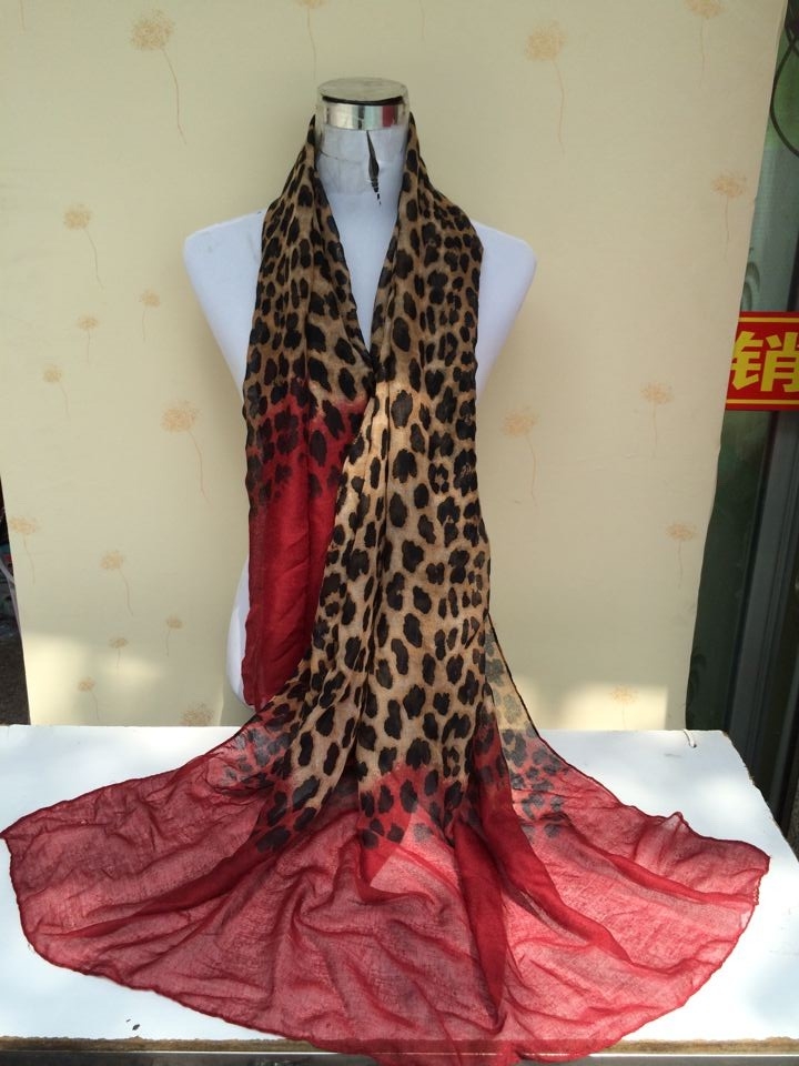 Leopard scarf fashion