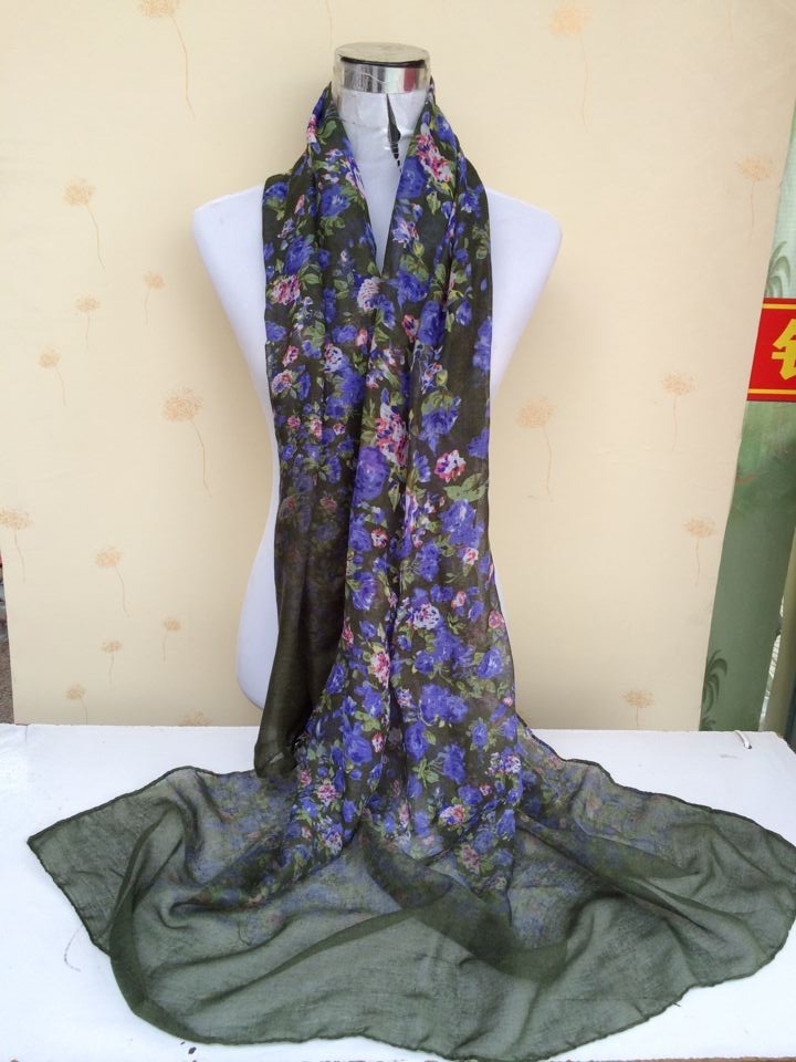 Wholesale women silk scarves