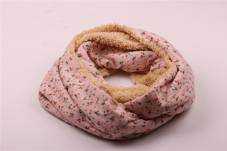 Warm children scarf