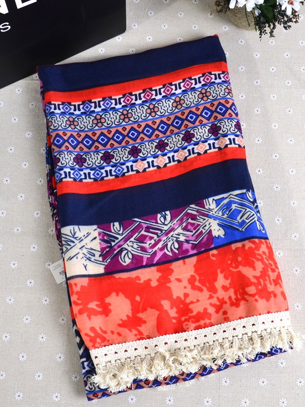 Cotton scarves with tassels