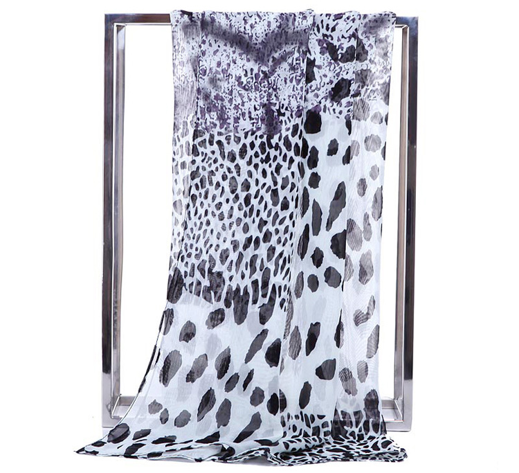 Wholesale leopard silk chiffon scarf