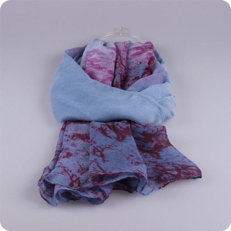 Wholesale printed viscose scarves
