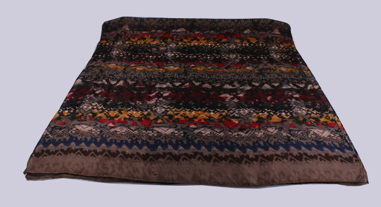 Cotton scarf with tassel