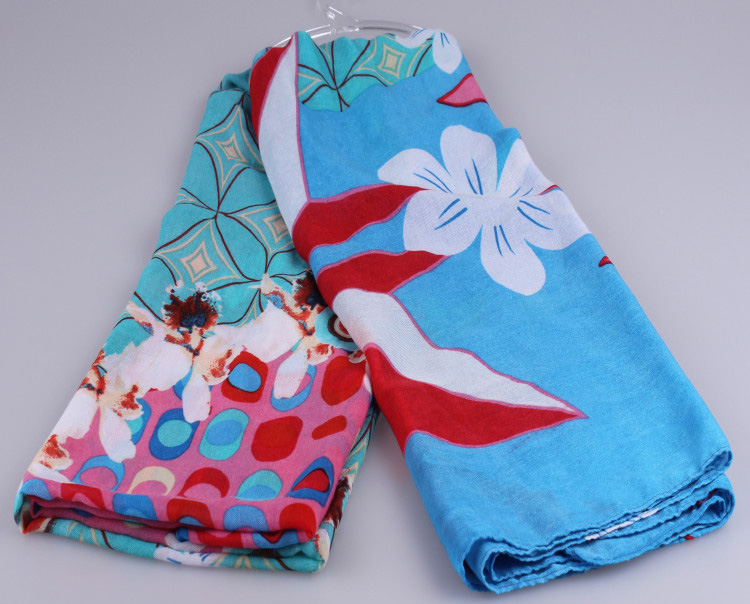 Cotton fabric for scarves wholesale