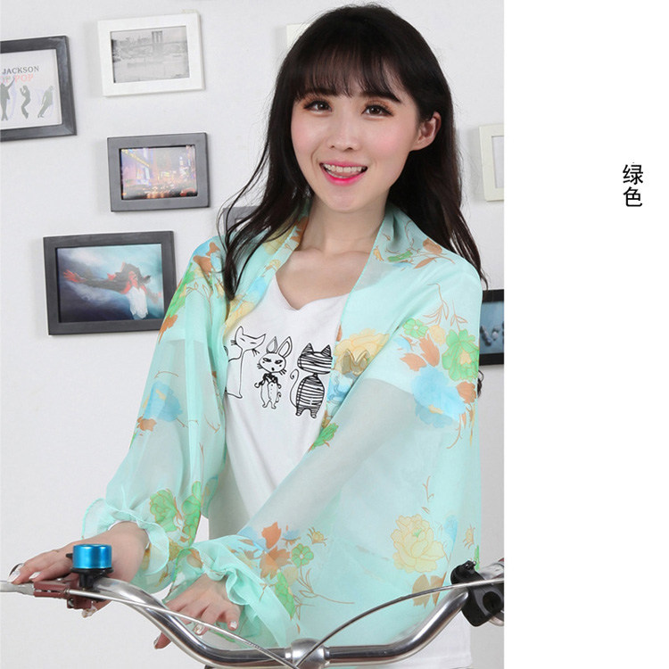 Summer beach sunscreen shawl