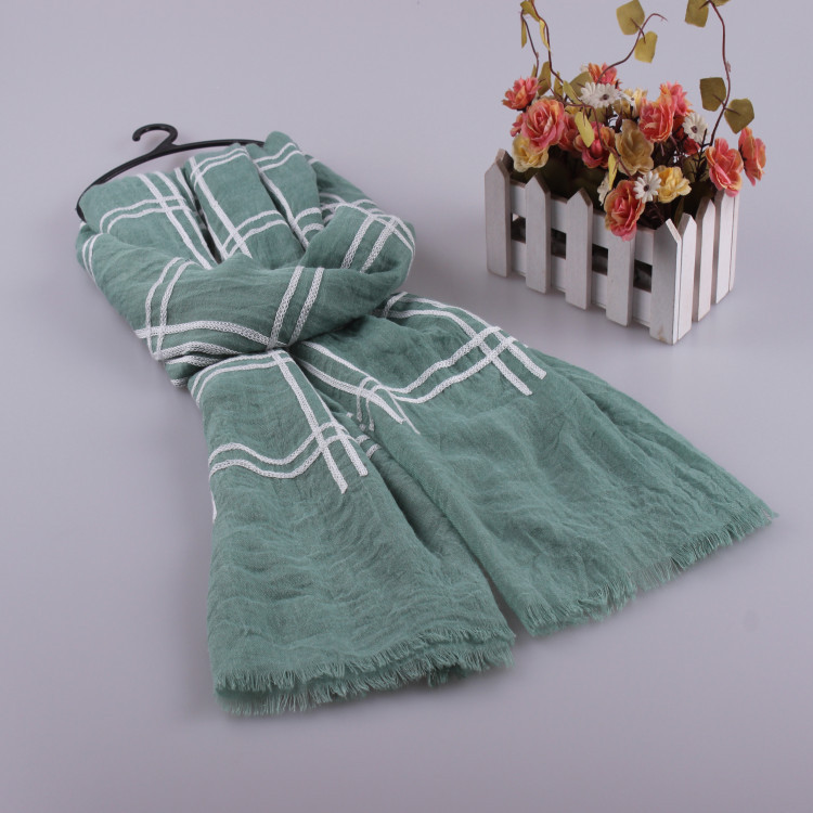 Wholesale plaid cotton scarf