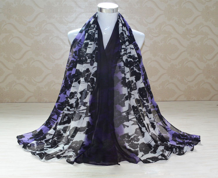 Wholesale fashion printed viscose scarf