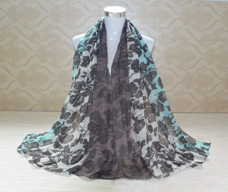 Wholesale fashion printed viscose scarf