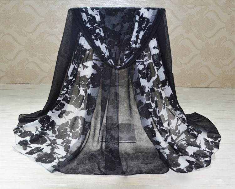 Wholesale fashion printed viscose scarf