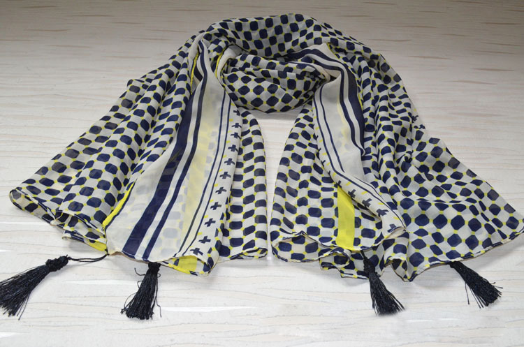 China custom scarf