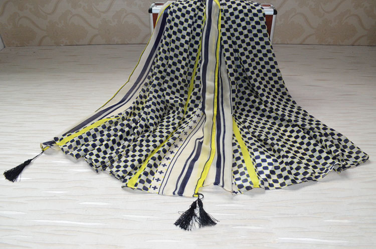 China custom scarf