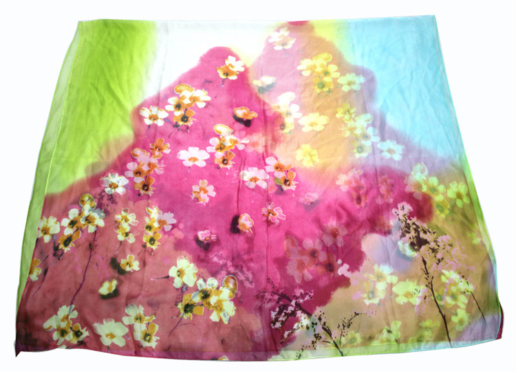 Fashionable women silk scarves wholesale