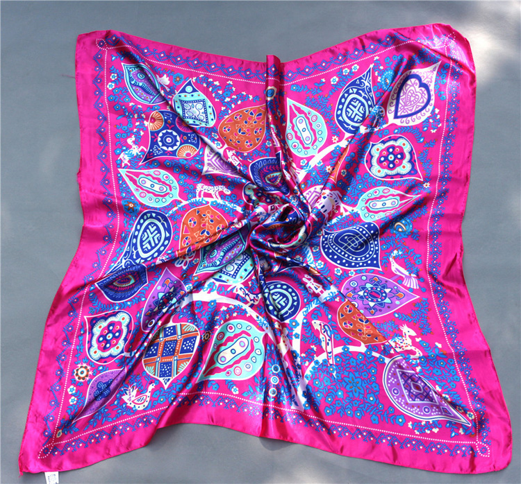 Wholesale print satin square scarf