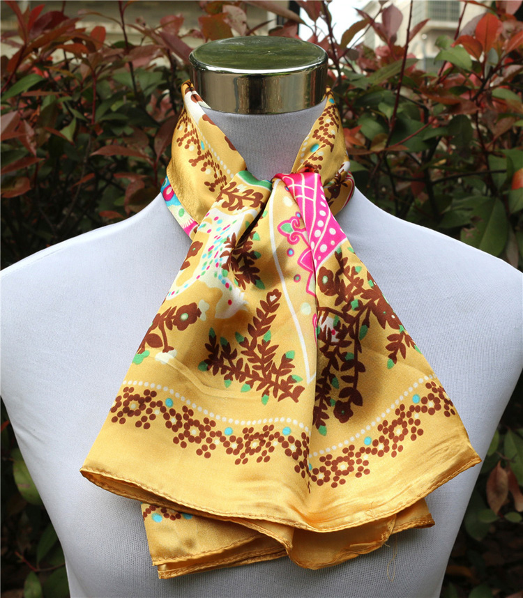 Wholesale print satin square scarf