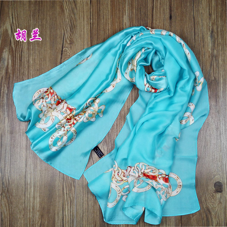 Wholesale women chain silk scarf
