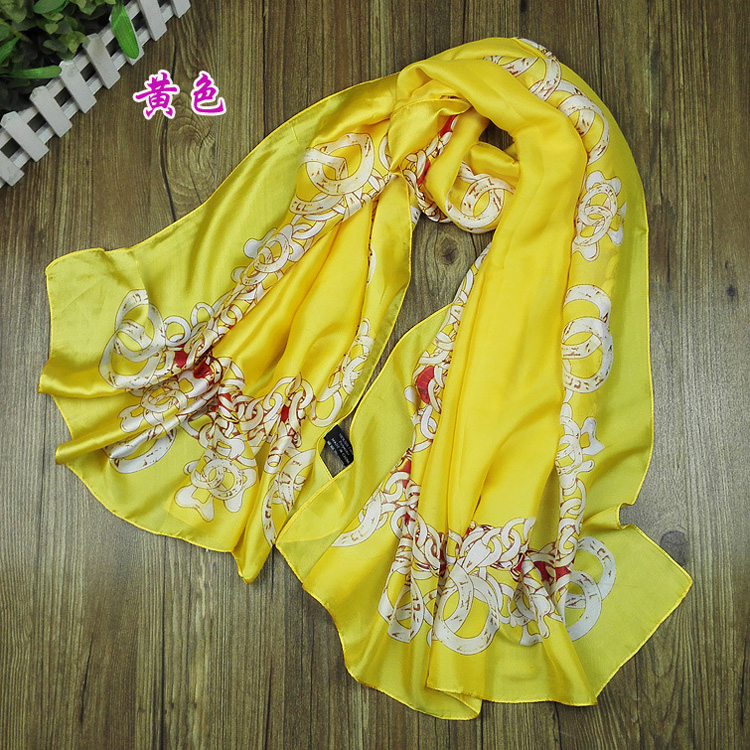Wholesale women chain silk scarf