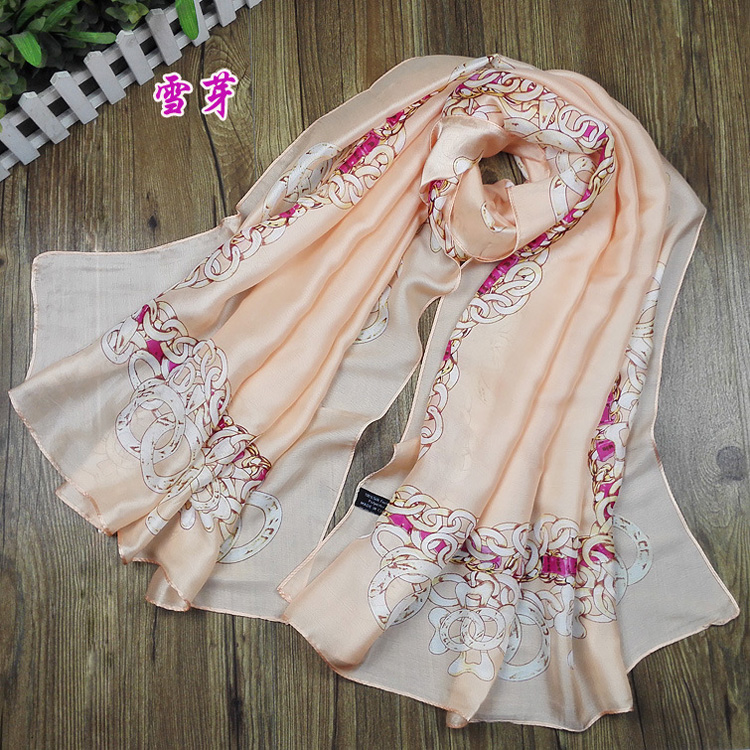 Wholesale women chain silk scarf